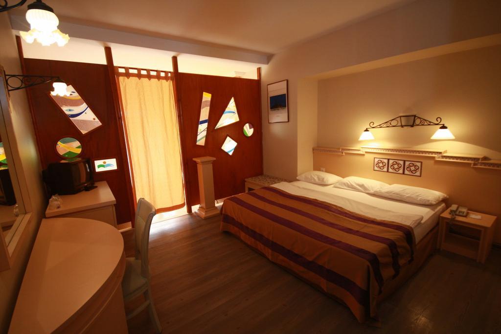 Attaleia Holiday Village Belek Exterior foto